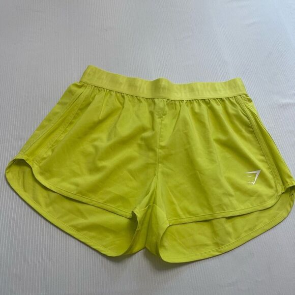Gymshark Women’s Bright Yellow Training Loose Fit Shorts Size Medium - Picture 1 of 9
